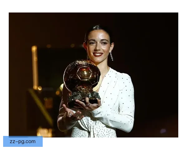 艾塔娜邦马蒂欧冠与世界杯双冠加冕蝉联女子金球奖与世界足球小姐